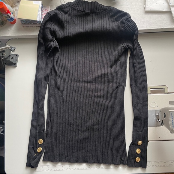 Louis Vuitton ribbed knit mock neck top - Picture 2 of 4
